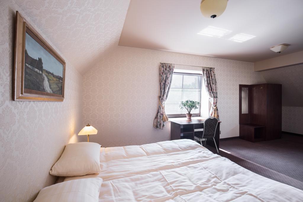 Hotel Folwark Zgierz Phòng bức ảnh