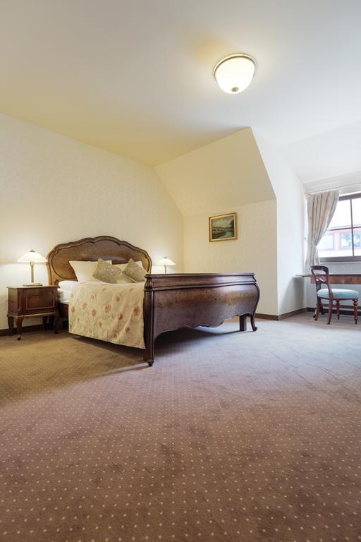 Hotel Folwark Zgierz Phòng bức ảnh