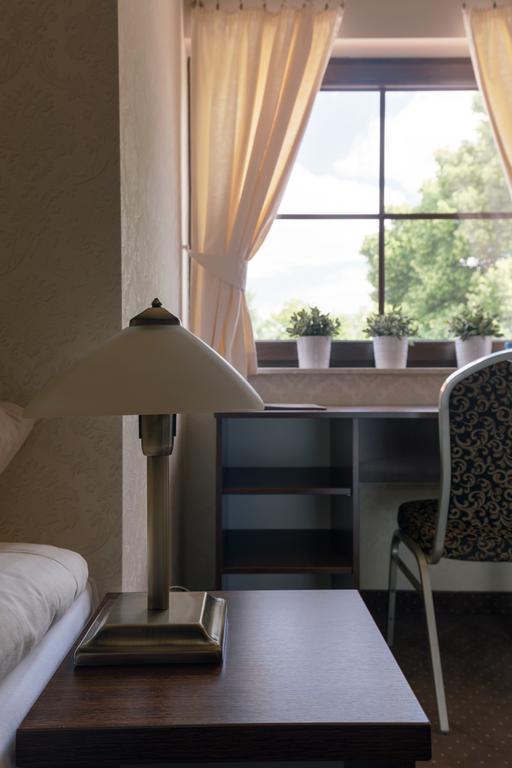 Hotel Folwark Zgierz Phòng bức ảnh